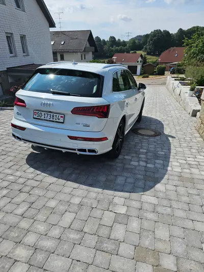 Audi Q5 55 TFSI e — SUV hybride rechargeable, 55'000 km seulement — Miniatura 7