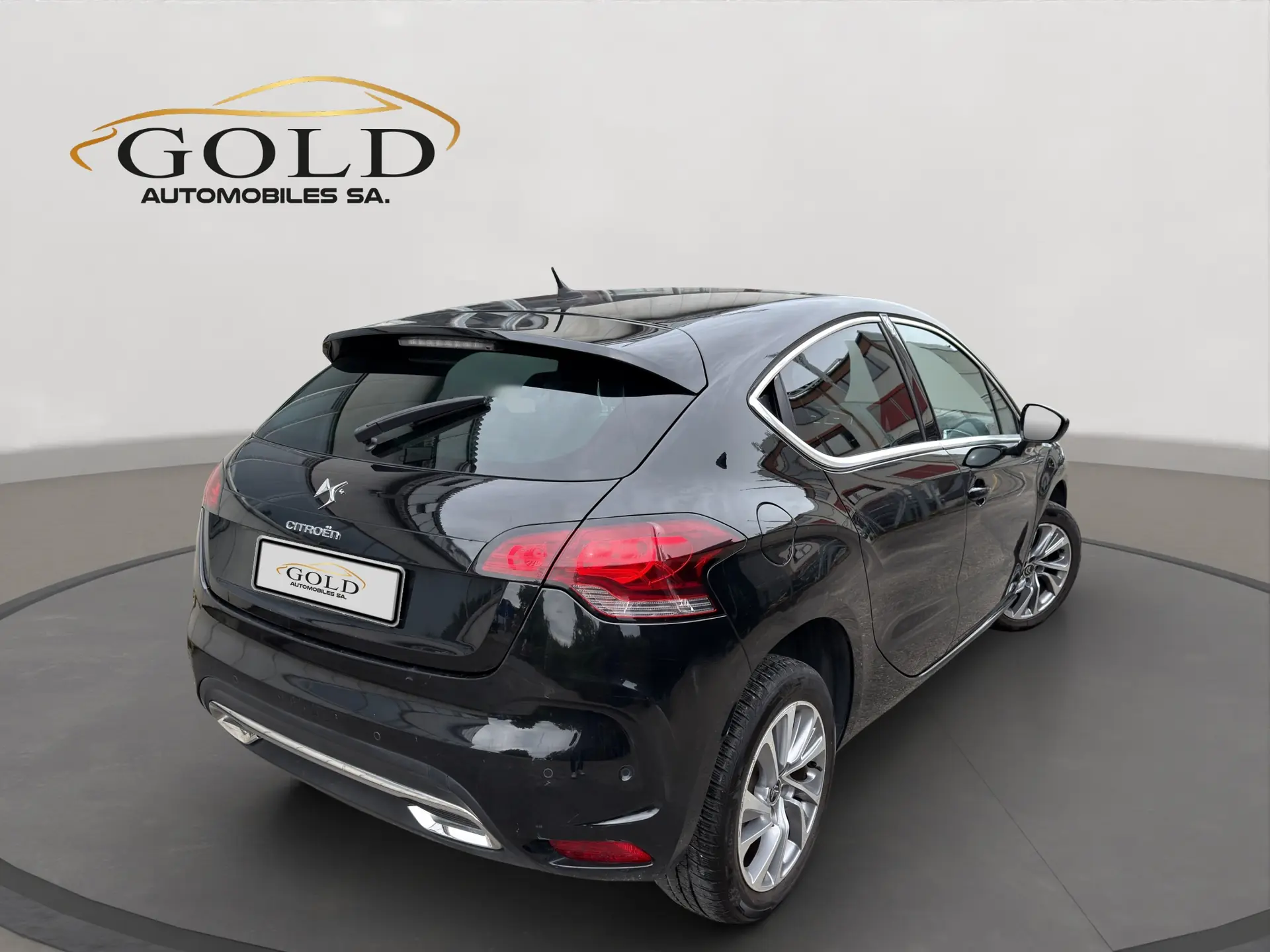 Ds Automobiles Ds4 2015 occasion Meyrin — 2