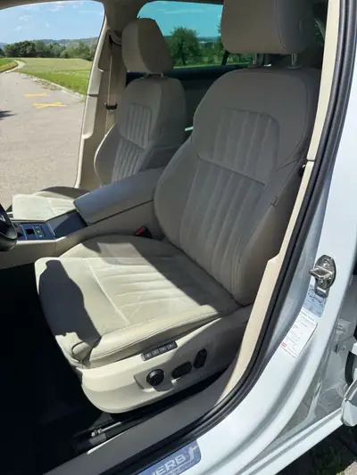 Skoda Superb 2.0 TDI 190 4x4 — Break robuste, traction intégrale et équipement premium — dashboard