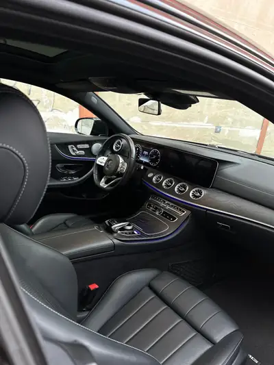 Mercedes-Benz E 450 AMG Line Coupé — Élégance sportive 4x4 avec 367 ch et équipements premium — arrière