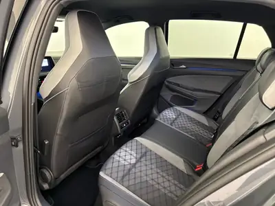 VW Golf 2.0 TDI R-Line DSG — Diesel performant, première main, état impeccable — Detail