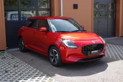 Suzuki Swift 1.2 Hybrid CVT — Citadine agile et économe avec 5 ans de garantie — arrière
