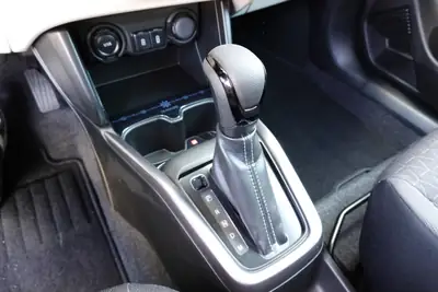 Suzuki Swift 1.2 Hybrid CVT — Citadine agile et économe avec 5 ans de garantie — Miniature 21