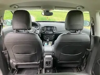 Jeep Compass 1.3 Turbo Night Eagle 2021 — SUV compact fiable, entretien suivi — detail