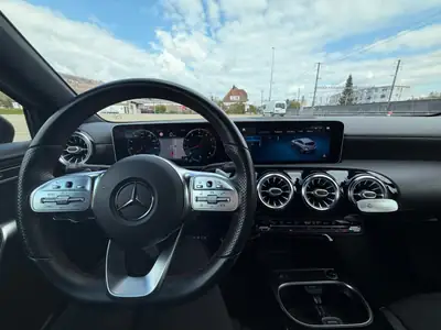 Mercedes-Benz Classe A 220 AMG Line — Berline compacte premium, 91'000 km, équipée Apple CarPlay — Miniatura 7