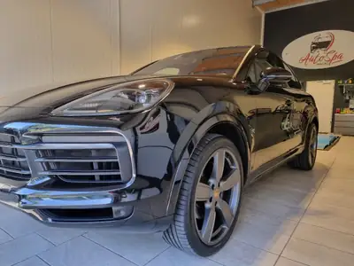 Porsche Cayenne 3.0 V6 E-Hybrid — SUV de luxe hybride rechargeable, 92'000 km — arrière