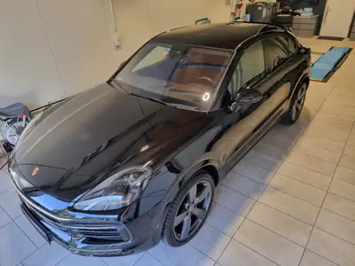 Porsche Cayenne 3.0 V6 E-Hybrid — SUV de luxe hybride rechargeable, 92'000 km — Miniature 16