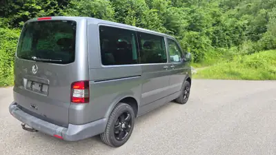 VW T5 2.5 TDI 131 PanAmericana — Minibus 7 places robuste, sans accident — arrière