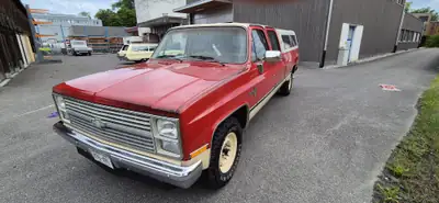 Chevrolet Silverado C30 Crewcab 1984 — Pickup légendaire américain, 234 ch et 6 places — Seitenansicht