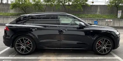 Audi Q8 50 TDI quattro — SUV coupé premium, motorisation hybride légère, première main — dettaglio