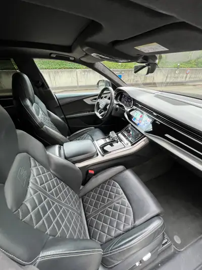 Audi Q8 50 TDI quattro — SUV coupé premium, motorisation hybride légère, première main — Miniatura 10