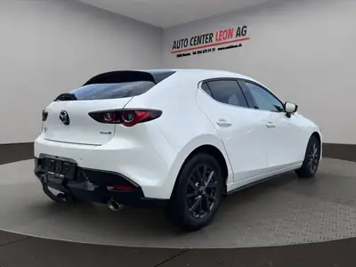 Mazda 3 Hatchback SKYACTIV-X M Hybrid — Technologie mild-hybrid 187 ch, très faible kilométrage — detail