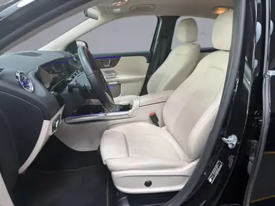 Mercedes-Benz GLA 250 Progressive 4matic — SUV compact premium, 77 000 km, transmission intégrale — Miniature 9