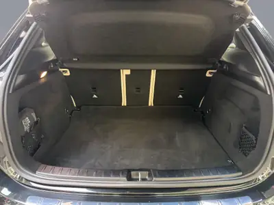 Mercedes-Benz GLA 250 Progressive 4matic — SUV compact premium, 77 000 km, transmission intégrale — Miniature 18