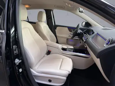Mercedes-Benz GLA 250 Progressive 4matic — SUV compact premium, 77 000 km, transmission intégrale — Miniature 16