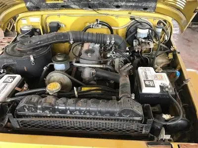 Toyota Land Cruiser BJ 42 — Légende 4x4 diesel 1983, 166000 km — détail