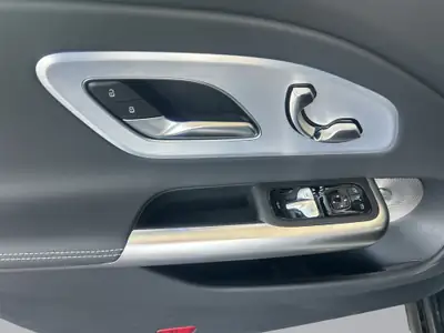 Mercedes-Benz CLA 220 4-Matic Shooting Brake — Élégance hybride et polyvalence — Miniature 15