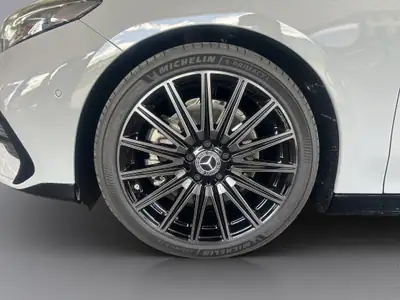Mercedes-Benz CLA 220 4-Matic Shooting Brake — Élégance hybride et polyvalence — Miniature 21