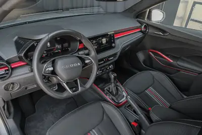 Skoda Fabia 1.0 TSI Monte Carlo DSG — Citadine dynamique, garantie 5 ans, très peu kilométrée — Miniatur 12