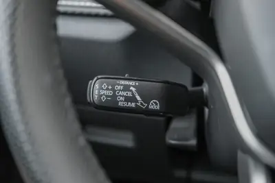 Skoda Fabia 1.0 TSI Monte Carlo DSG — Citadine dynamique, garantie 5 ans, très peu kilométrée — Miniatur 21