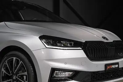 Skoda Fabia 1.0 TSI Monte Carlo DSG — Citadine dynamique, garantie 5 ans, très peu kilométrée — Miniatur 25