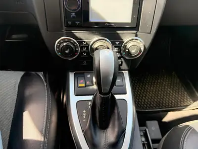 Land Rover Freelander 2.2 TD4 XS — SUV robuste, boîte auto, sièges chauffants — Miniatur 25