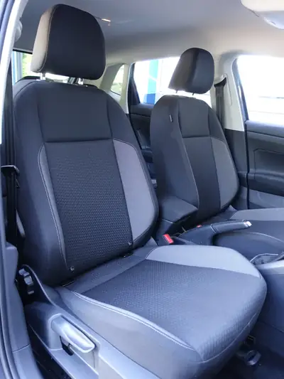 VW Polo 1.0 TSI Life DSG — Citadine agile et économe, 11'160 km seulement — Miniatur 9