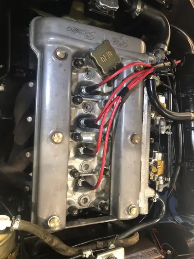 Alfa Romeo Spider 1979 — Cabriolet de légende, moteur 2.0L essence, 92'000 km — interni