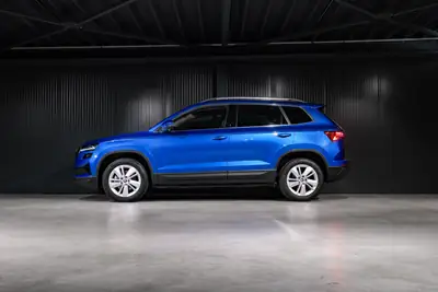 Skoda Karoq 1.5 TSI Top Selection — SUV compact robuste, garantie 5 ans usine — Miniature 8