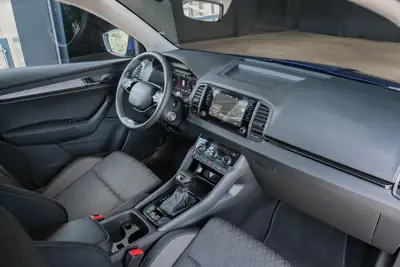 Skoda Karoq 1.5 TSI Top Selection — SUV compact robuste, garantie 5 ans usine — Miniature 13
