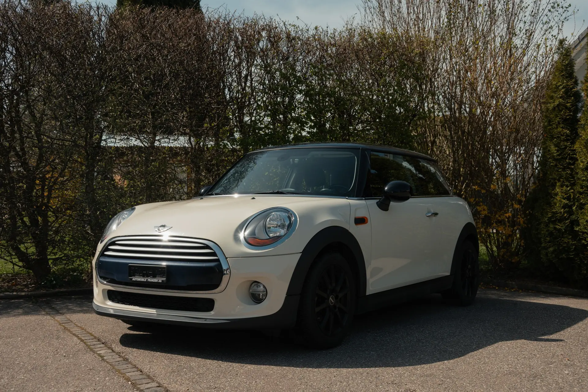 MINI Cooper 1.5i — Citadine urbaine agile, 68'000 km, sans sinistre — Außenansicht