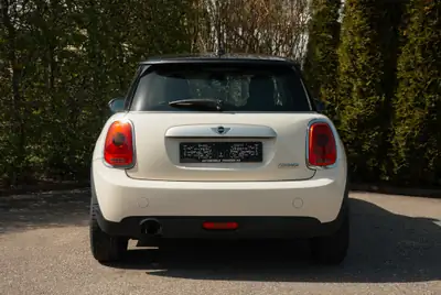 MINI Cooper 1.5i — Citadine urbaine agile, 68'000 km, sans sinistre — cruscotto