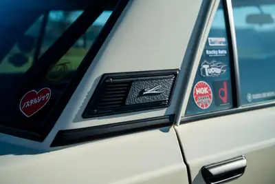Datsun 1800 Laurel C30 1971 — Classique japonais restauré, rarité absolue — Miniatura 9