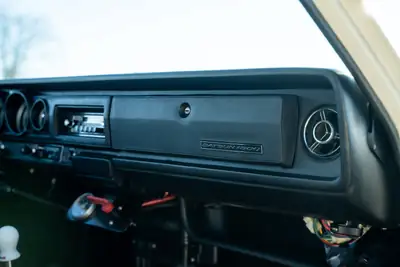 Datsun 1800 Laurel C30 1971 — Classique japonais restauré, rarité absolue — Miniatura 12