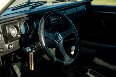 Datsun 1800 Laurel C30 1971 — Classique japonais restauré, rarité absolue — Miniatura 18