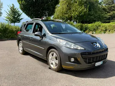 Peugeot 207 SW 1.6 Sport Automatic — Break spacieux, boîte auto, entretien suivi — Miniatur 8