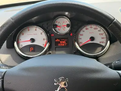 Peugeot 207 SW 1.6 Sport Automatic — Break spacieux, boîte auto, entretien suivi — Miniatur 9