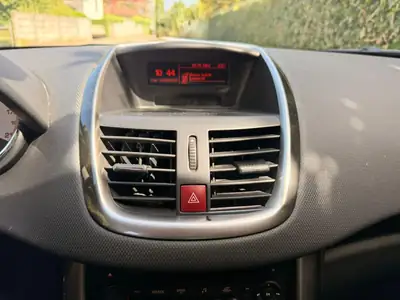 Peugeot 207 SW 1.6 Sport Automatic — Break spacieux, boîte auto, entretien suivi — Miniatur 21