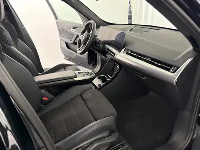 BMW X1 sDrive 18i M Sport 2025 — Design sportif, première main, garantie constructeur — Miniatur 9