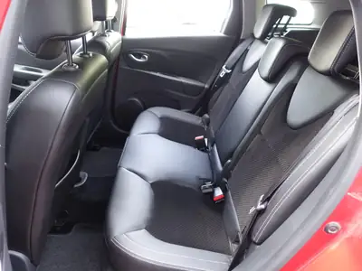 Renault Clio Grandtour 1.5 dCi Intens — Break diesel économique, 95 800 km — Miniatur 14