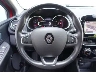 Renault Clio Grandtour 1.5 dCi Intens — Break diesel économique, 95 800 km — Miniatur 13