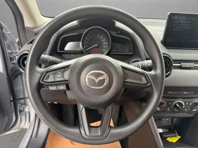 Mazda 2 SKYACTIV-G 75 Challenge — Citadine fiable, économique et bien équipée — Thumbnail 10