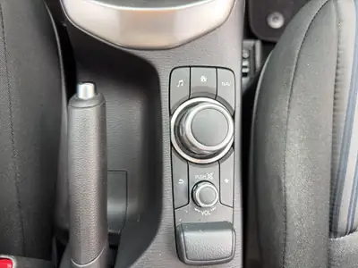 Mazda 2 SKYACTIV-G 75 Challenge — Citadine fiable, économique et bien équipée — Thumbnail 22