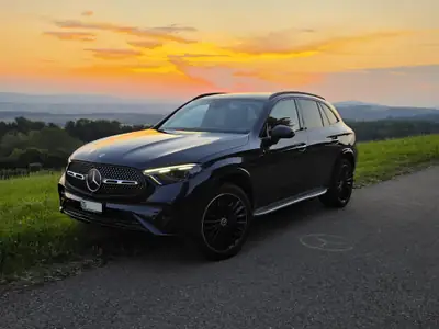 Mercedes-Benz GLC 400 e Avantgarde 4matic — SUV hybride rechargeable avec garantie usine — dashboard