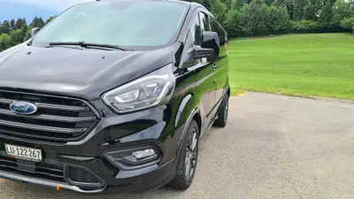 Ford Transit Custom Van 290 L1H1 Sport — Utilitaire diesel performant, 74 000 km — arrière