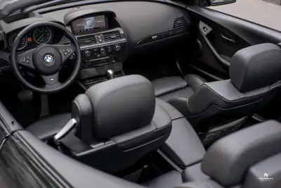 BMW 650i V8 Cabriolet — Roadster de prestige, moteur atmosphérique 367 ch — Miniatura 10