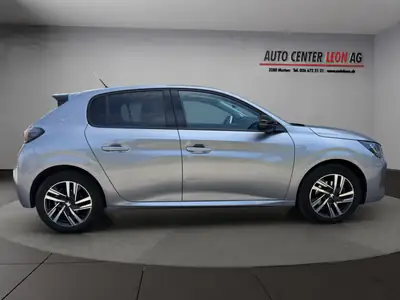 Peugeot 208 1.2 PureTech Allure EAT8 — Citadine dynamique, faible kilométrage et équipée — Thumbnail 7