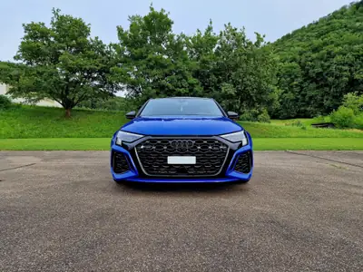 Audi RS3 Sportback — 400 ch, Bleu Nogaroblau, CH-Garantie 10 ans — côté