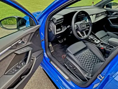 Audi RS3 Sportback — 400 ch, Bleu Nogaroblau, CH-Garantie 10 ans — Miniature 8