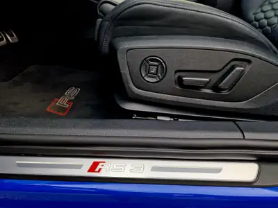 Audi RS3 Sportback — 400 ch, Bleu Nogaroblau, CH-Garantie 10 ans — Miniature 10